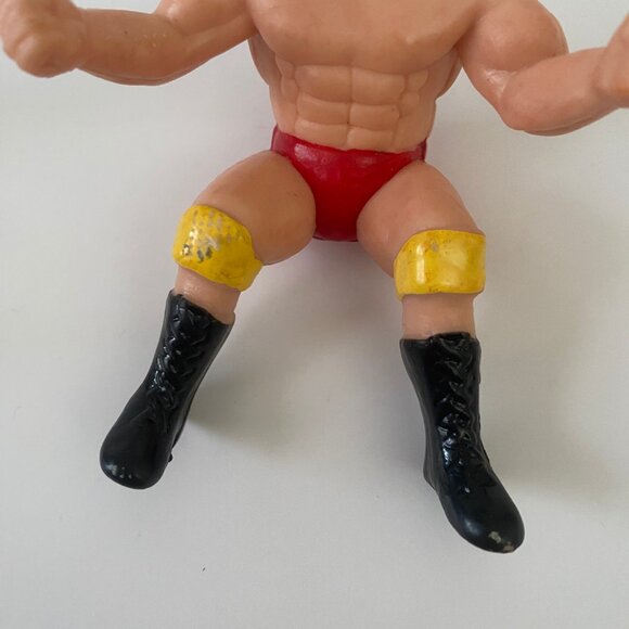 Vintage 1980’s USA vs. Russia USSR Thumb Wrestlers knock off Hulk Hogan figures - Picture 8 of 9